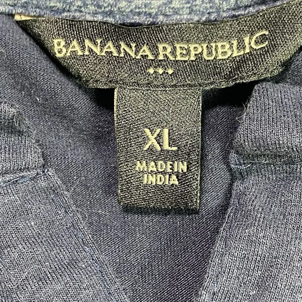Banana Republic Men's XL Navy Blue Long Sleeve Pullover Split Neck Athleisure